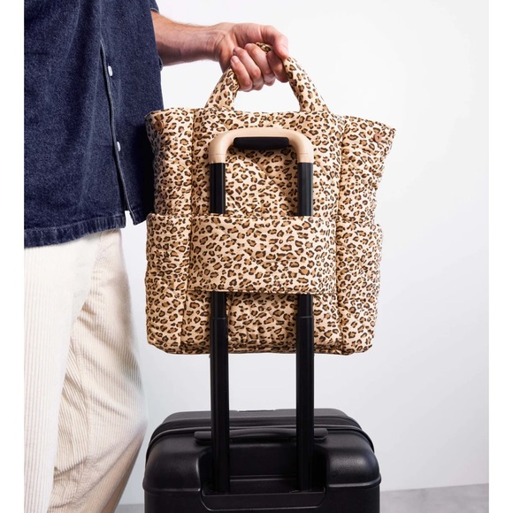 Brand New Beis Diaper Bag backpack wild child print - Picture 7 of 16